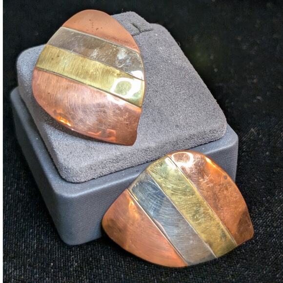 Vintage Mixed Metal Inlay 'Striped' Post Earrings - Picture 1 of 7